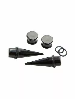 Acrylic Black Taper & Plug 4 Pack