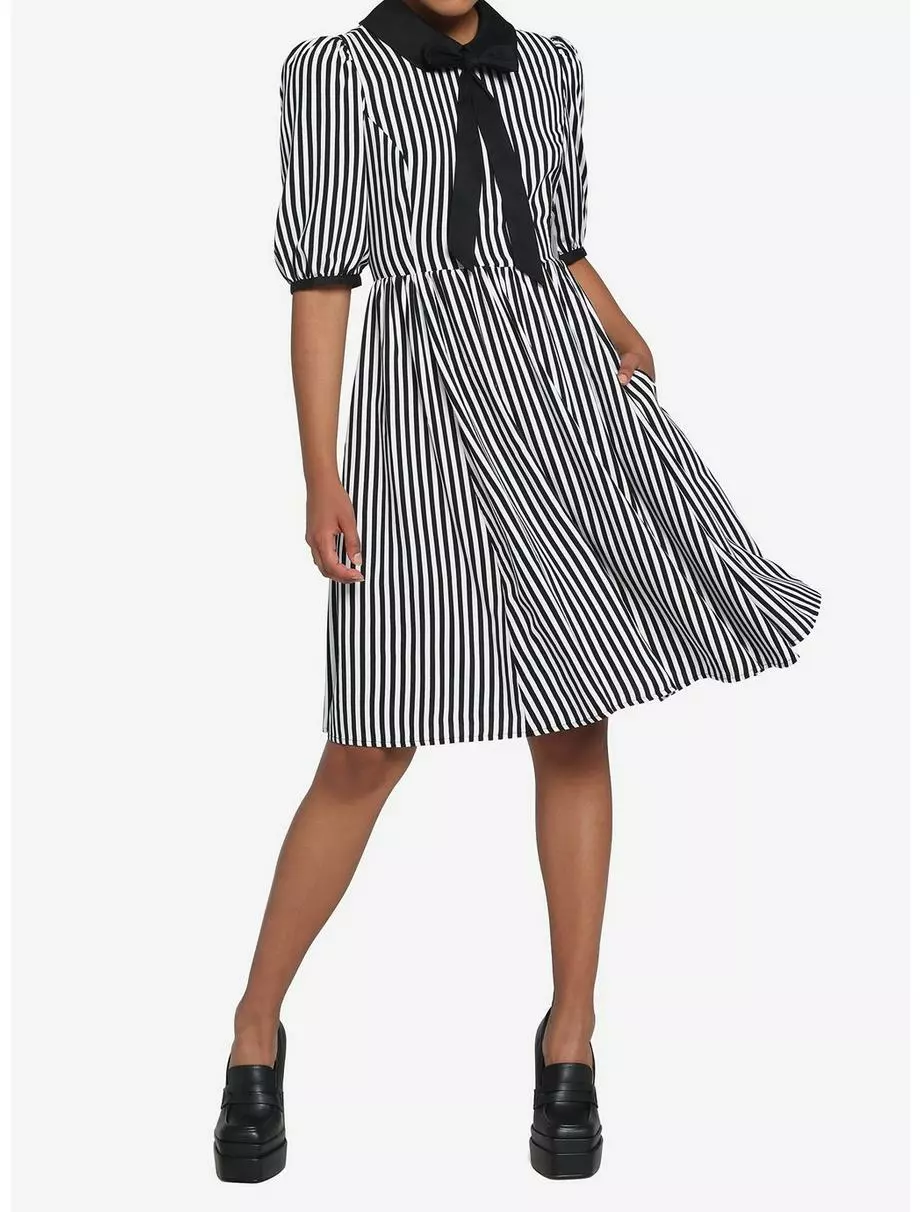 THORN&FABLE Black & White Stripe Bow Retro Dress 4 THORN&FABLE Black & White Stripe Bow Retro Dress - Image 2