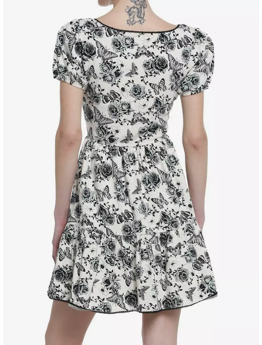 THORN&FABLE Gothic Garden Puff Sleeve Dress 5 THORN&FABLE Gothic Garden Puff Sleeve Dress - Image 3